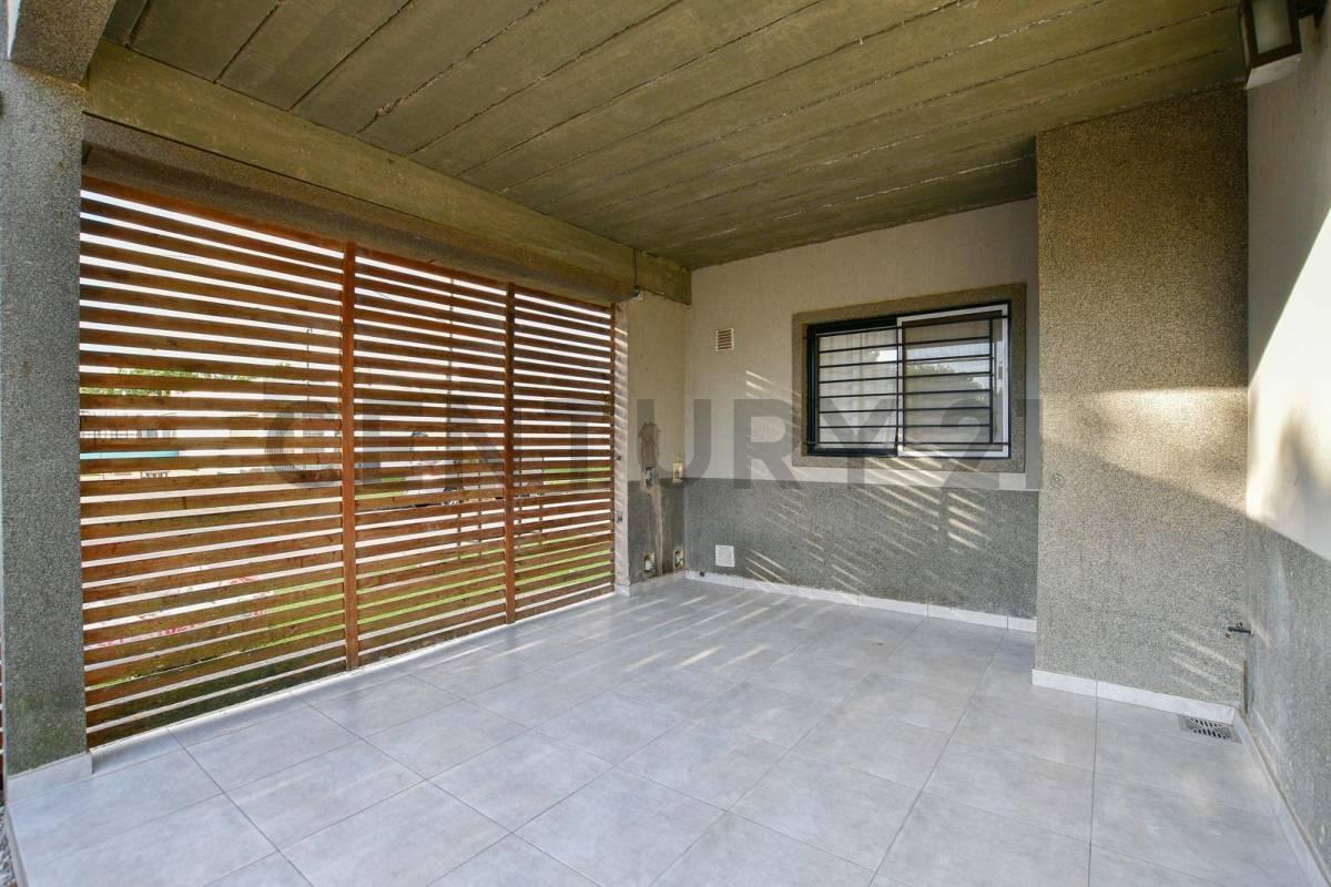 Foto de VENTA de PH en Berisso 2 dormitorios con terraza, imagen 3