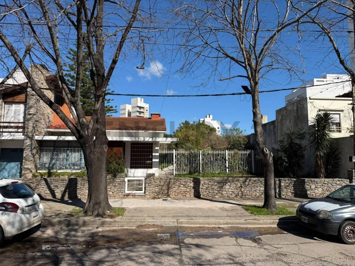 Foto de 19 entre 42 y 43 LOTE EN VENTA IDEAL DESARROLLADOR 10 NIVELES LA PLATA, imagen 1