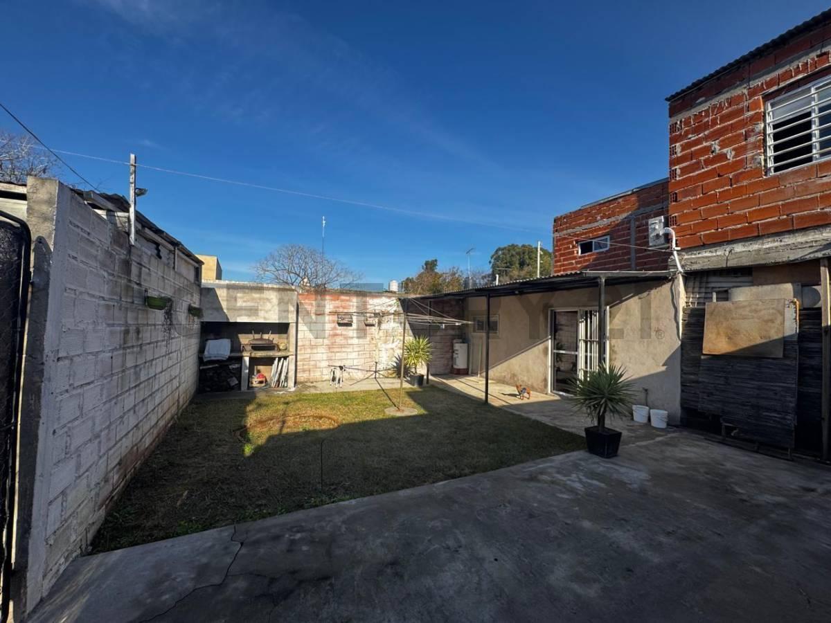 Foto de Vendo Casa con amplio lote, imagen 5