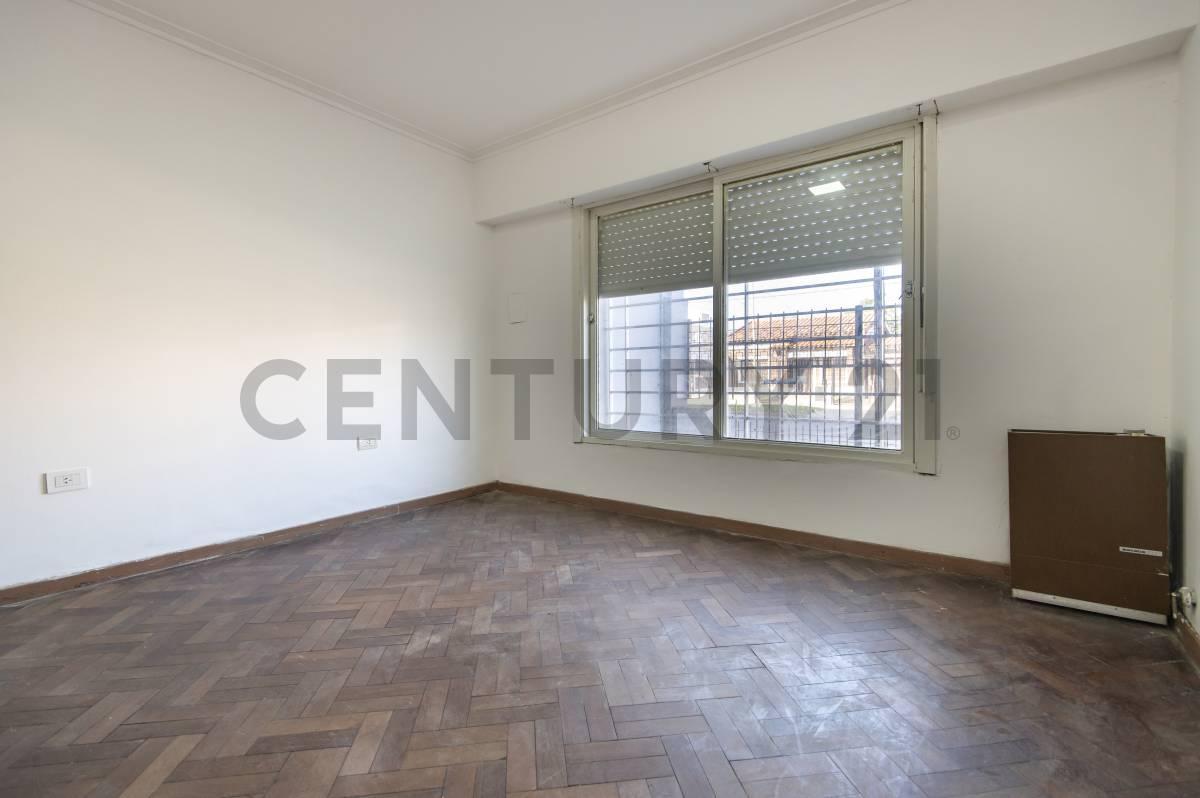 Foto de CASA EN VENTA EN LOS HORNOS DE 3 DORMITORIOS, imagen 3