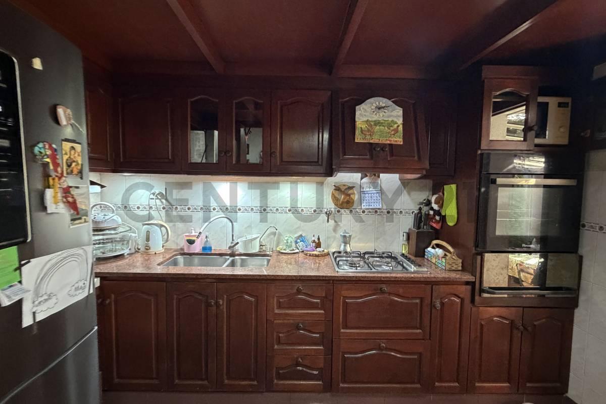 Foto de CASA EN VENTA EN CITY BELL ENTRE CAMINOS toda en planta baja, imagen 1