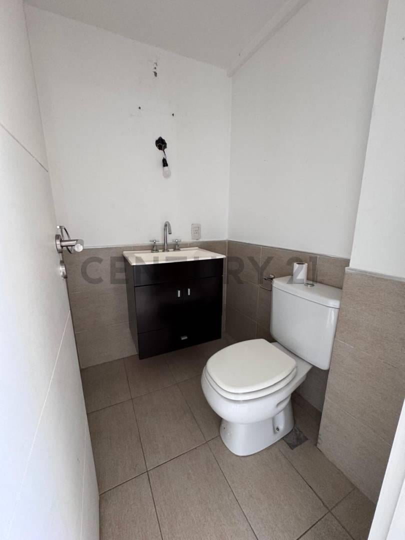 Foto de CALLE 42 E/ 10 Y 11 | TRIPLEX CON TERRAZA PROPIA Y COCHERA, imagen 4