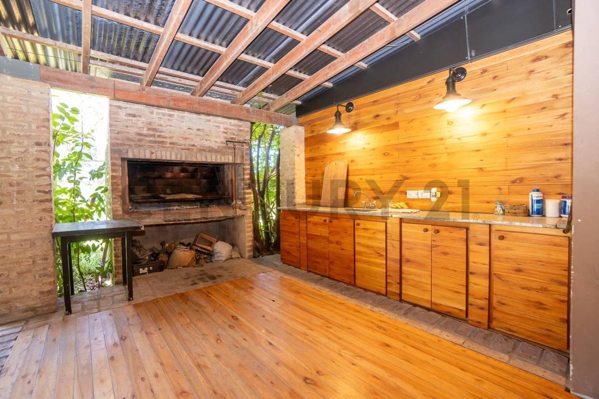 Foto de CASA EN VENTA EN LA PLATA SICARDI, imagen 3