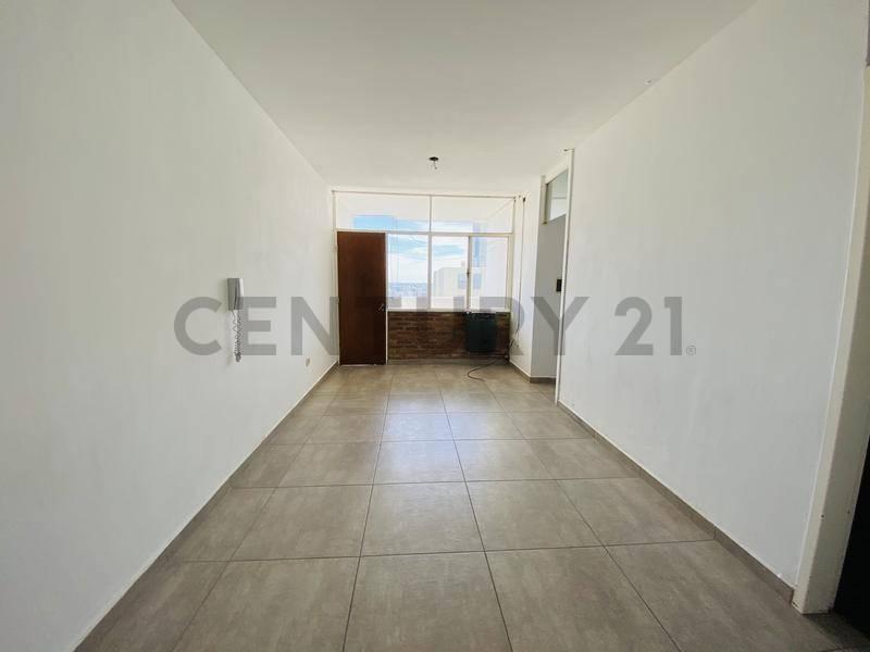 Foto de DEPARTAMENTO EN ALQUILER EN LA PLATA DE 3 DORMITORIOS, imagen 3