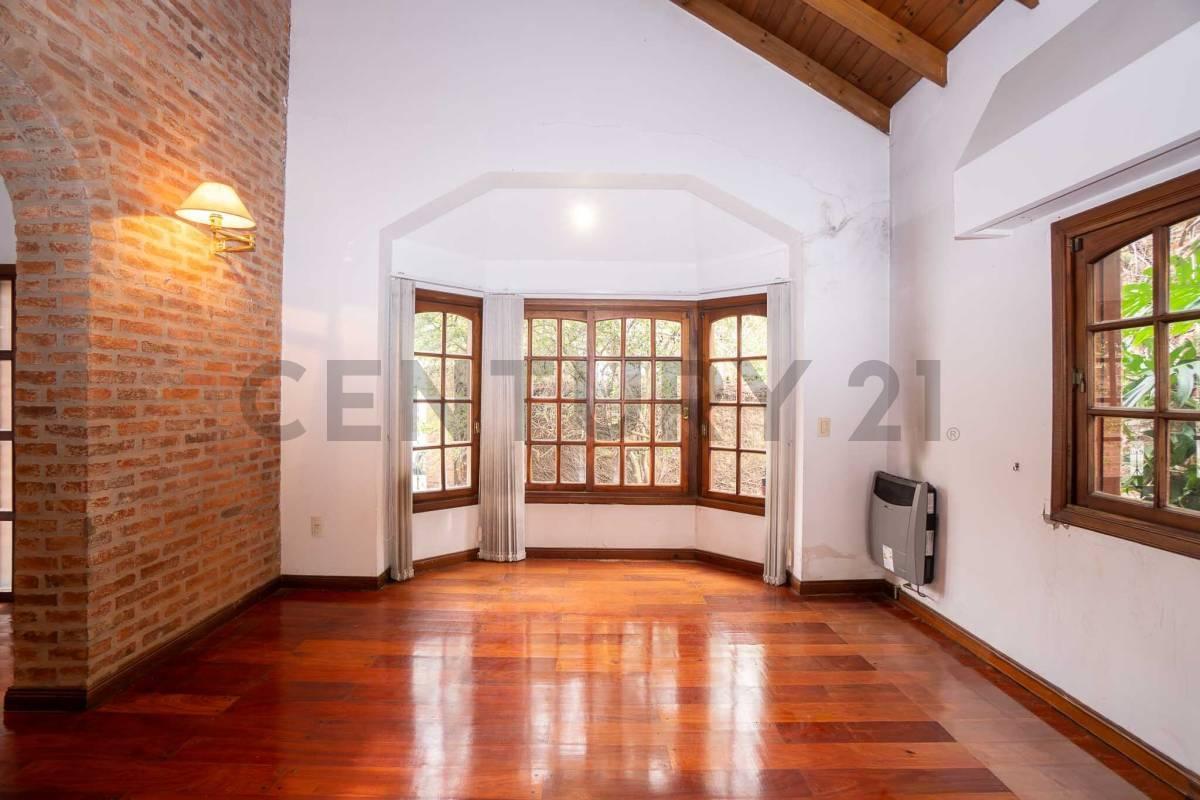 Foto de Casas en venta en City Bell entre caminos, imagen 3