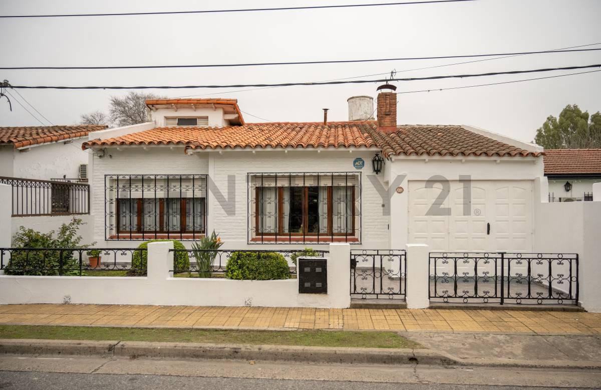 Foto de CALLE 500 ENTRE 9 Y 10 | CASA EN VENTA EN VILLA CASTELLS DE 3, imagen 5