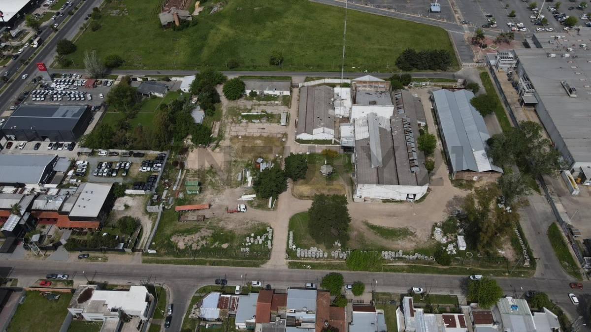 Foto de Lote en venta en Gonnet, entre caminos, 2 hectáreas, imagen 3