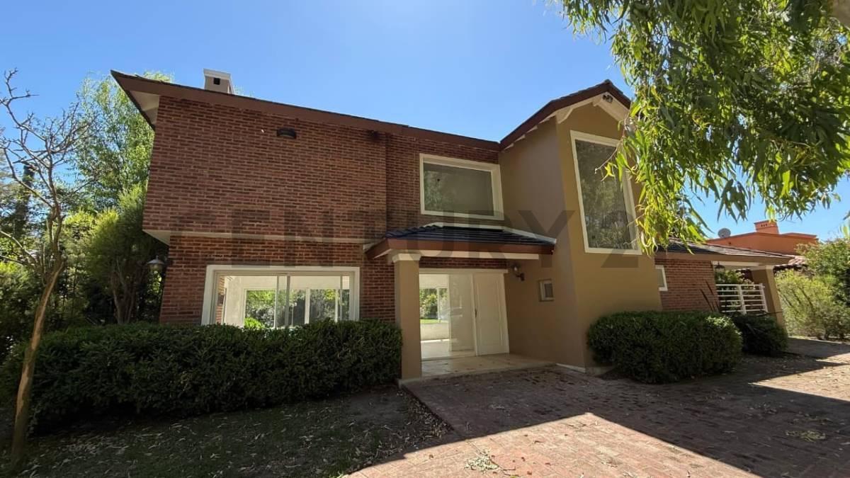 Foto de Casa en venta en Haras del Sur I - Lote 3, imagen 3