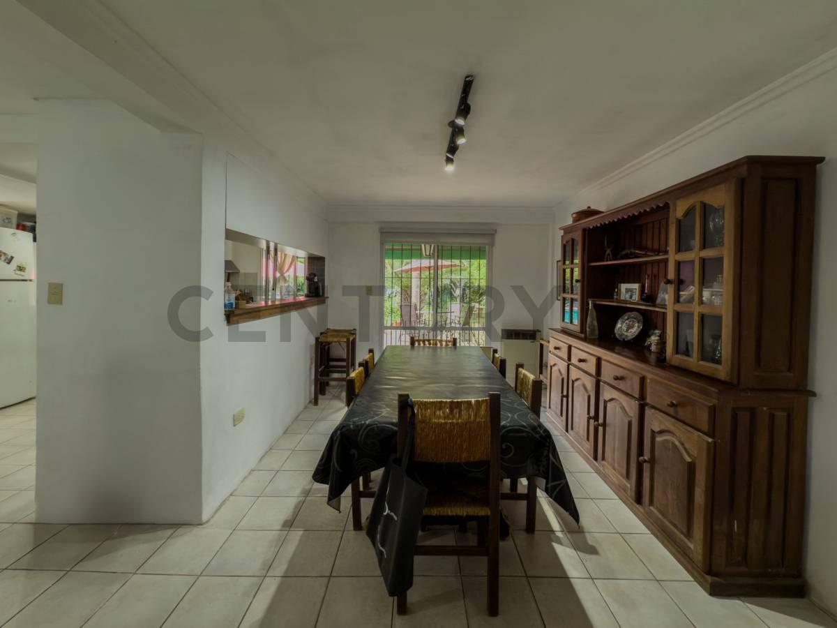 Foto de Casas en venta con parque y pileta City Bell, imagen 5