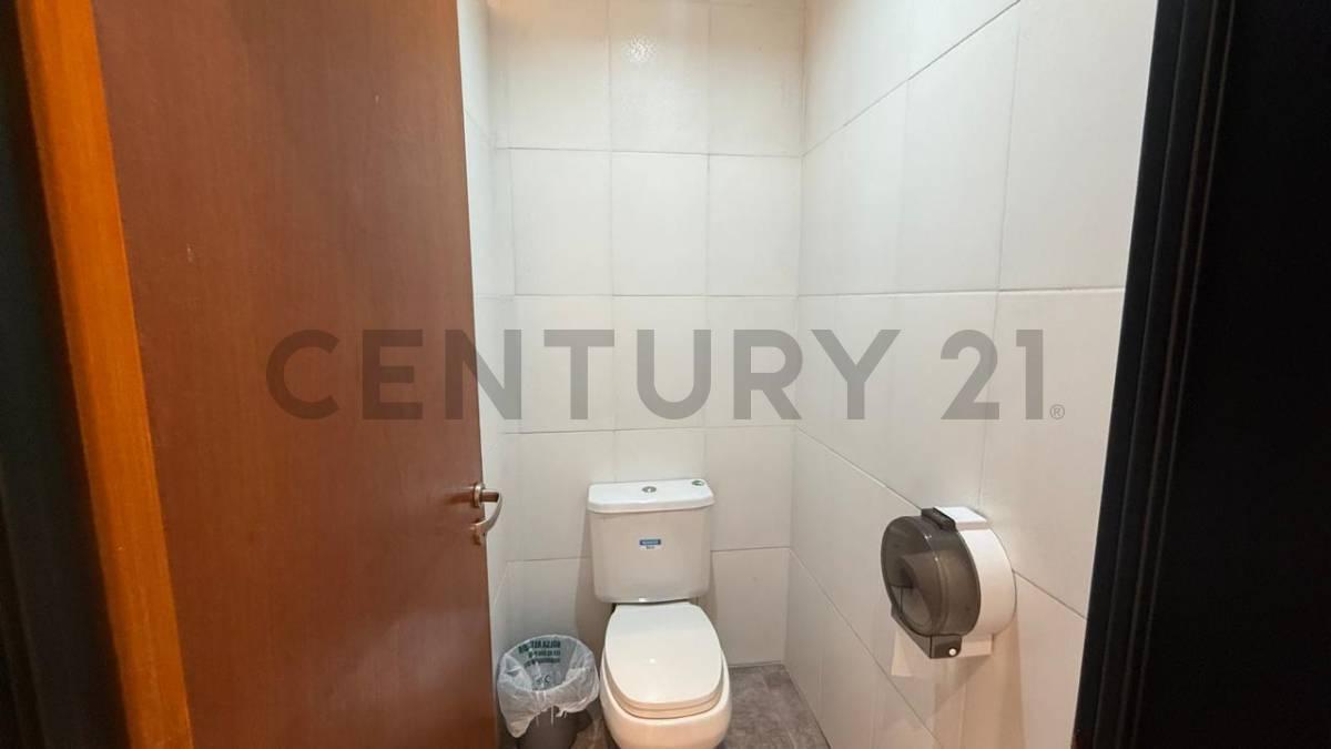 Foto de CALLE 117 ENTRE 35 Y DIAGONAL 74 | LOCAL COMERCIAL + PH, imagen 2