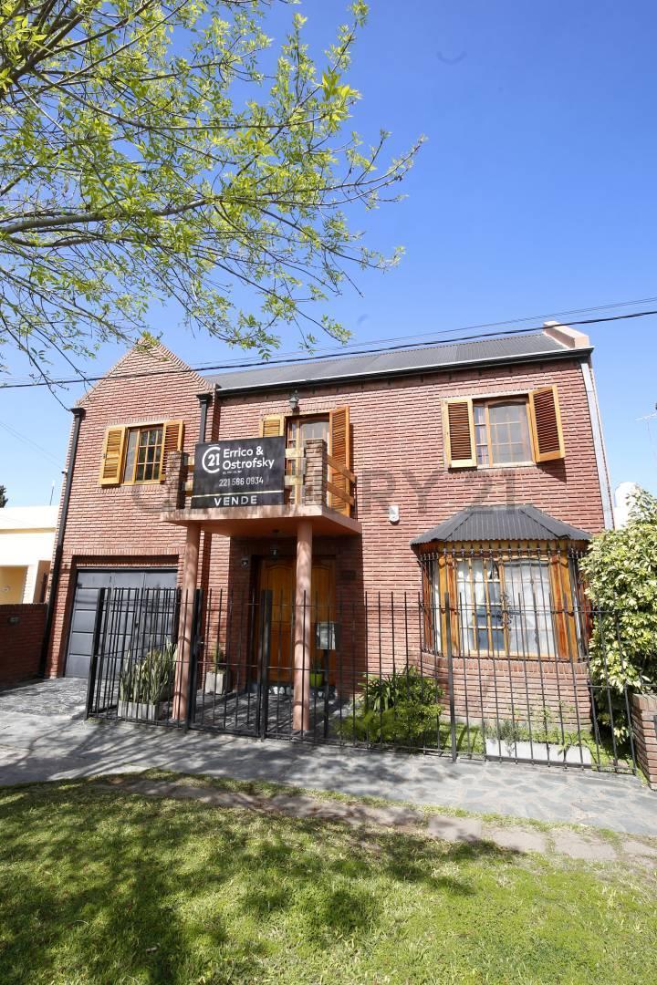Foto de Casa en venta en La Plata apta banco, imagen 2