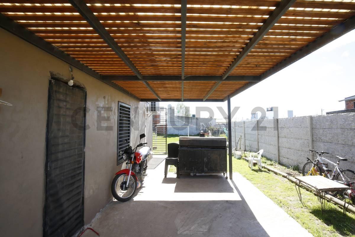 Foto de Casa en Alquiler La Plata (dos dormitorios), imagen 2