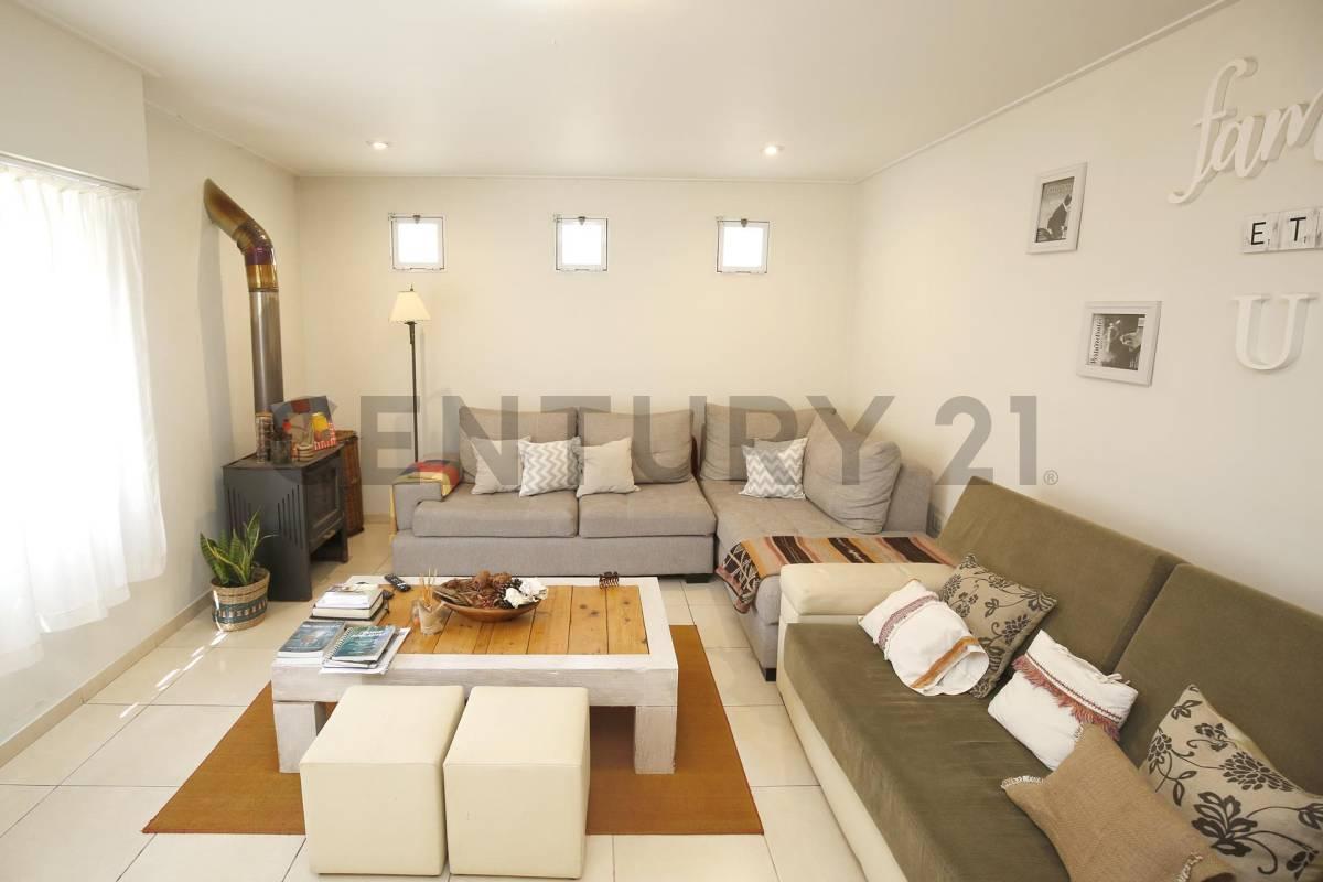 Foto de Casa en venta en City Bell, imagen 2
