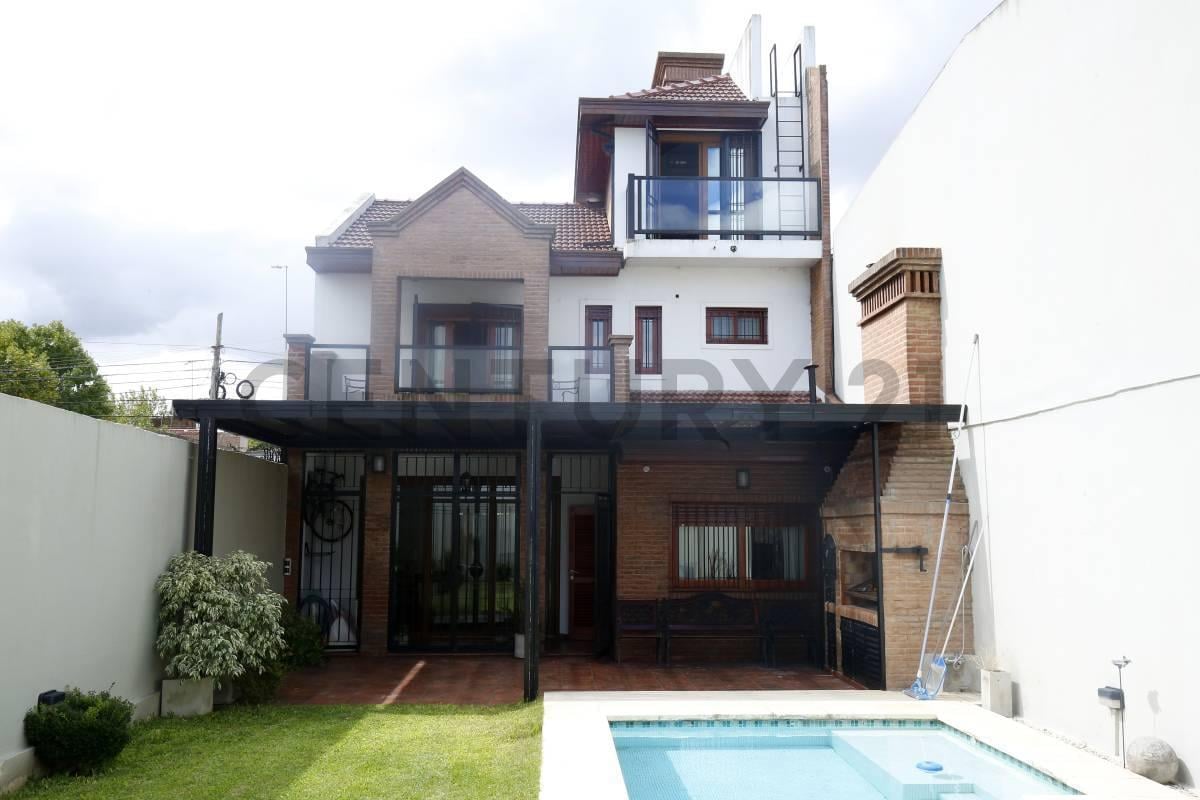 Foto de Casa en venta en La Plata, imagen 4