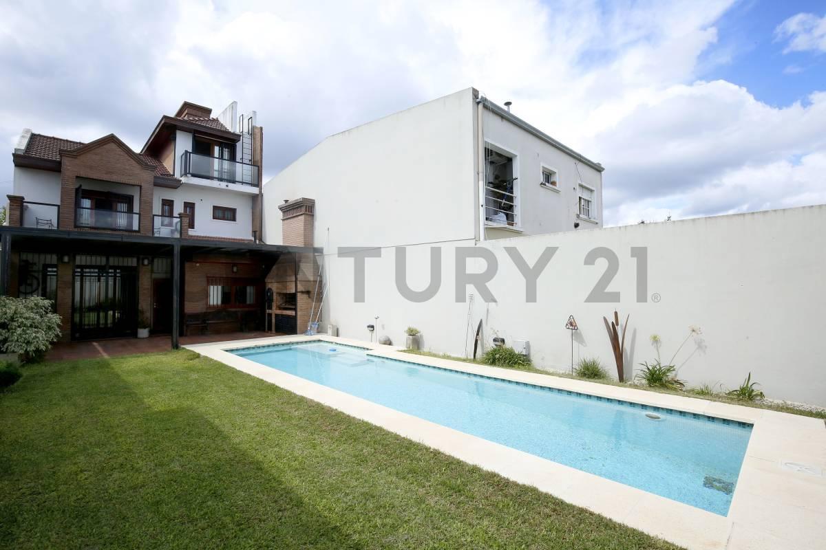 Foto de Casa en venta en La Plata, imagen 1