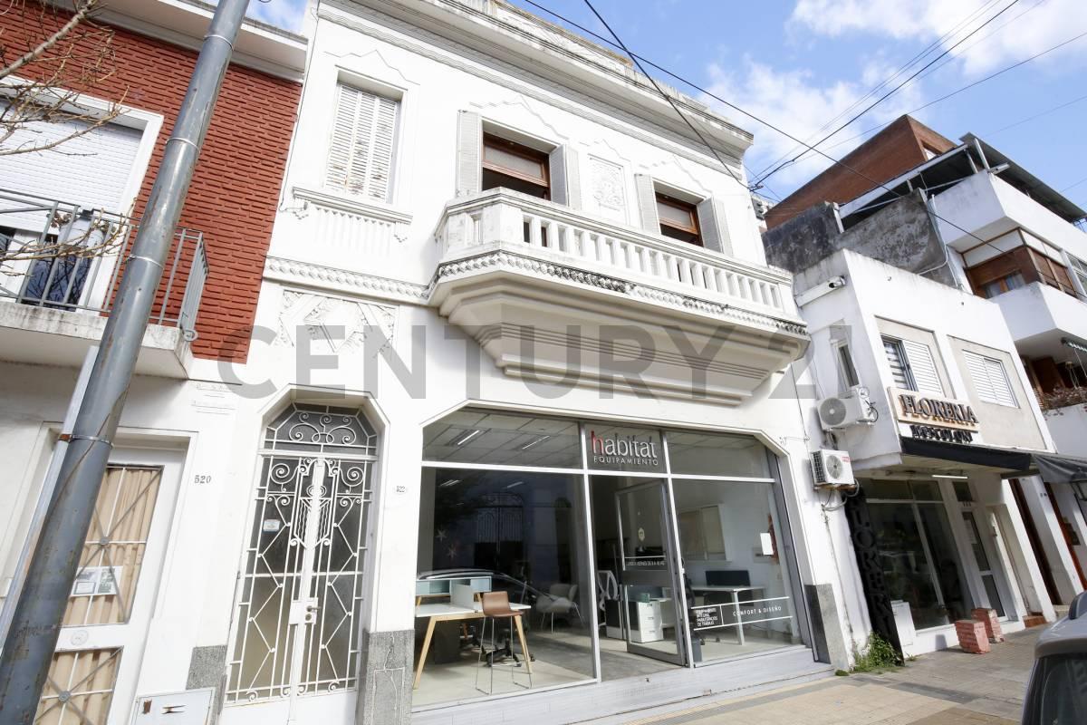 Foto de CASA + LOCAL EN VENTA EN LA PLATA, imagen 2