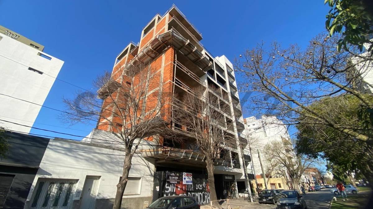 Foto de DepartamentoEN VENTA de 1 dormitorio con cochera - En obra AVANZADA, imagen 1