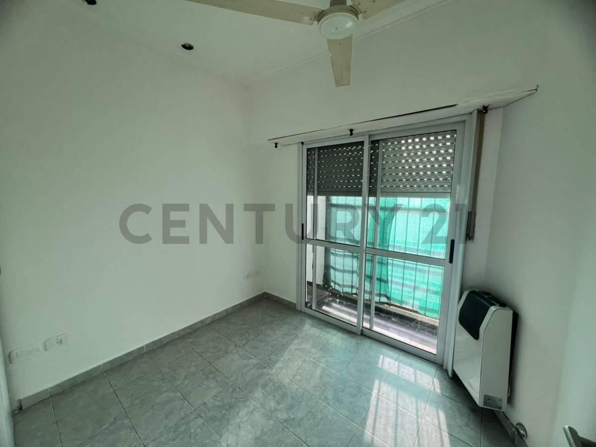 Foto de Departamento 1 Dormitorio en Zona Universitaria - La Plata, imagen 3
