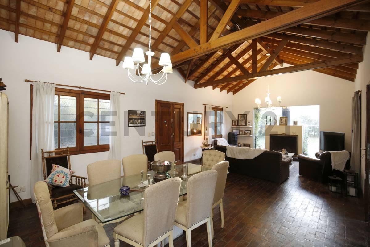 Foto de Casa en venta en Villa Elisa de 4 dormitorios y pileta, imagen 4