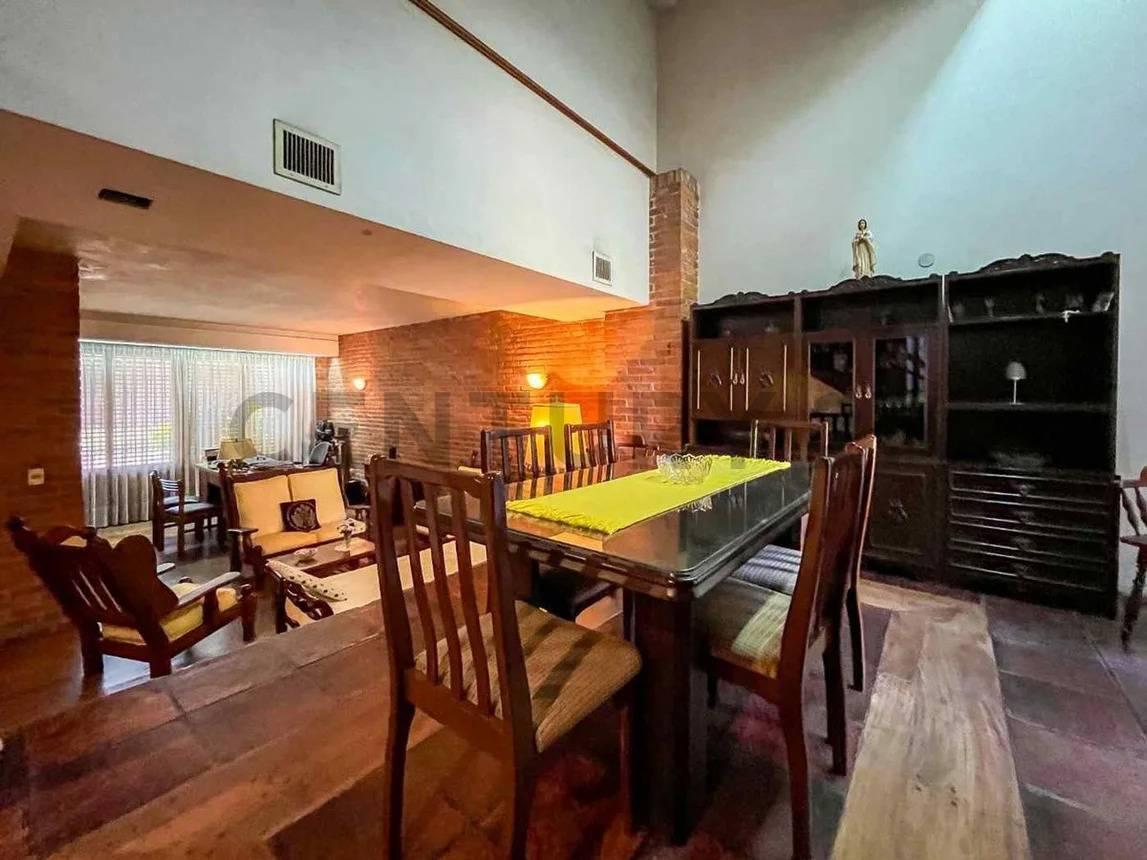 Foto de Casa en venta en La Plata, imagen 5