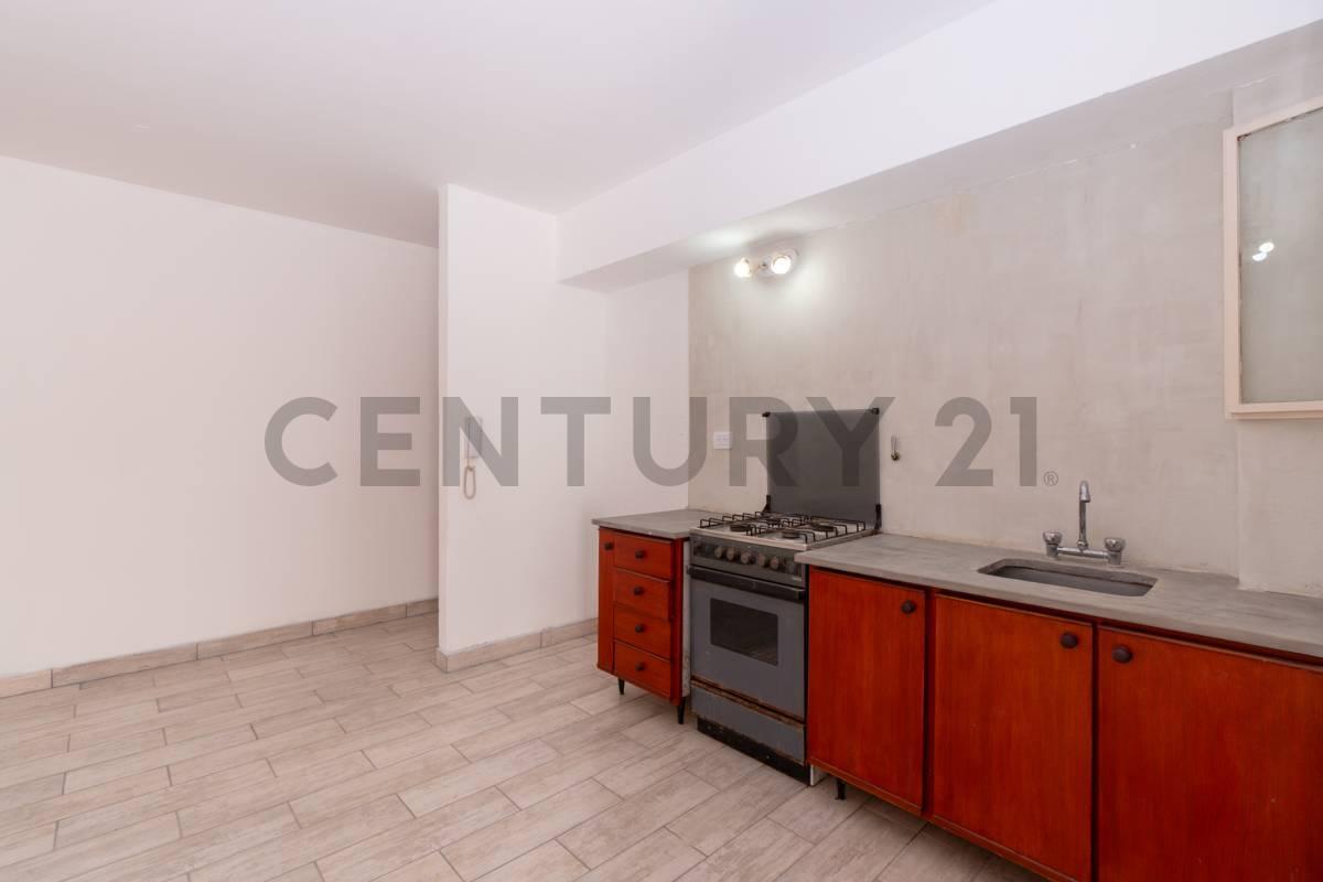 Foto de Departamento en venta 1 dormitorio y patio La Plata, imagen 4