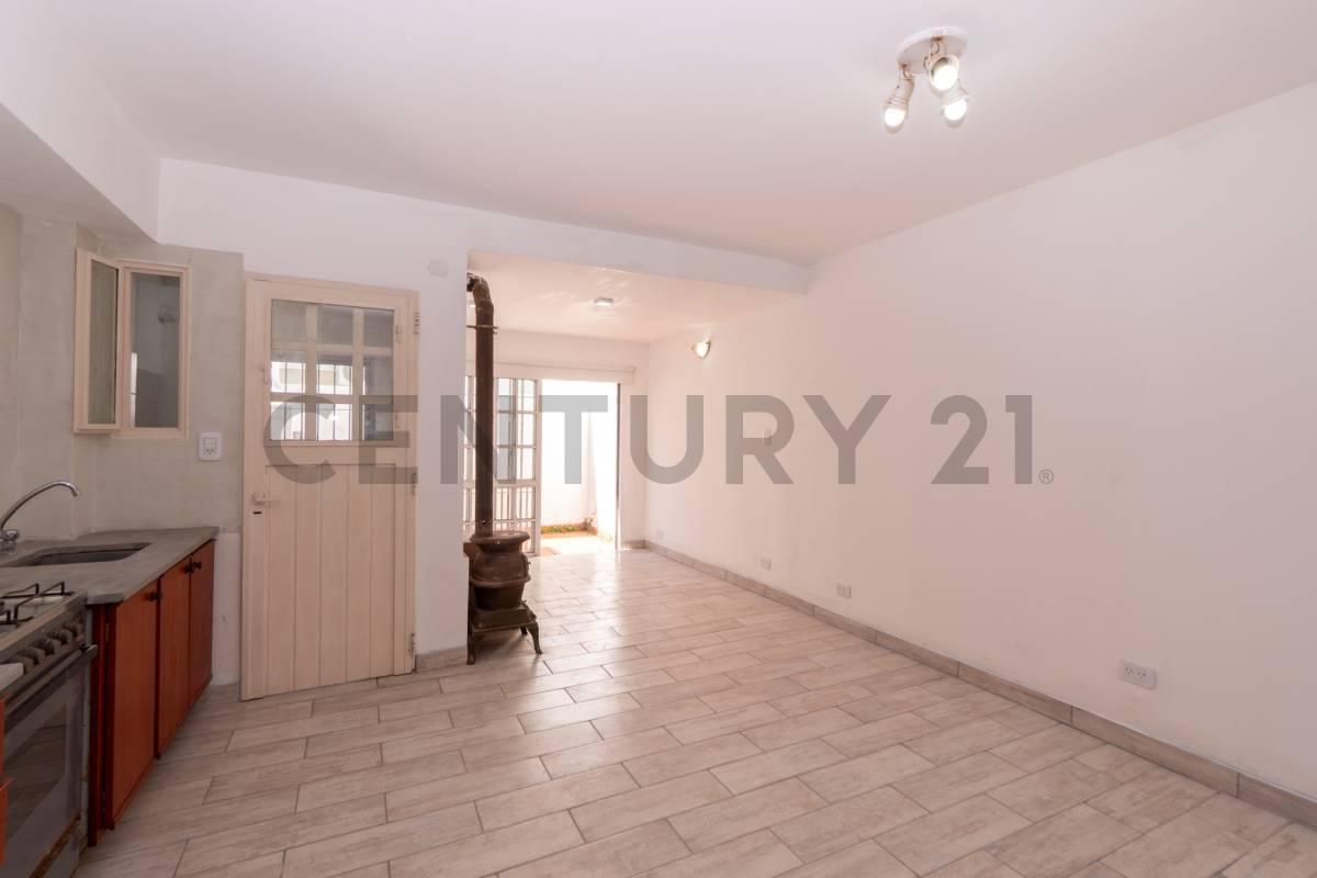 Foto de Departamento en venta 1 dormitorio y patio La Plata, imagen 1