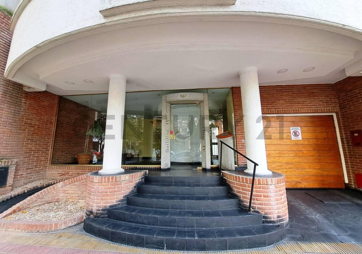 Foto de DEPARTAMENTO EN VENTA EN LA PLATA DE DOS DORMITORIOS, imagen 2