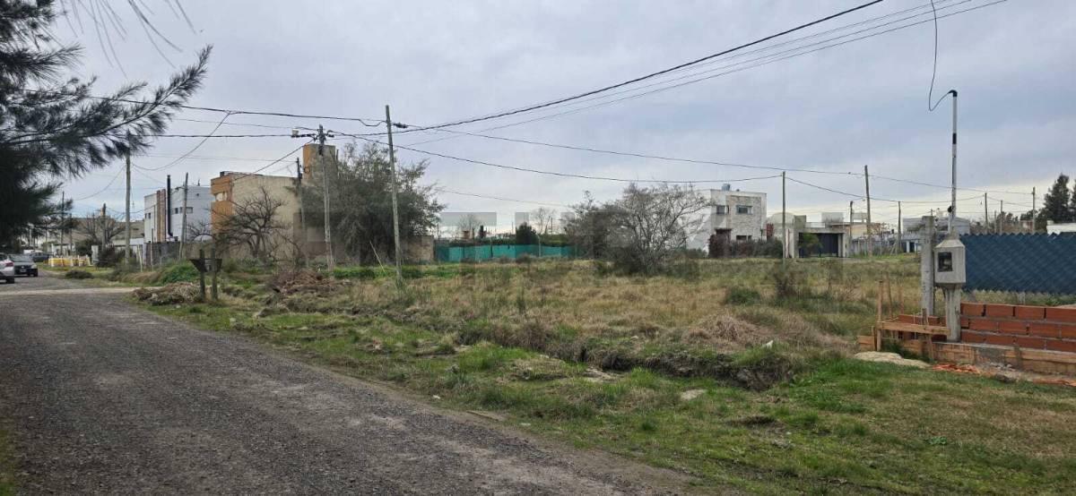Foto de Lote en venta en La Plata, City Bell, imagen 1