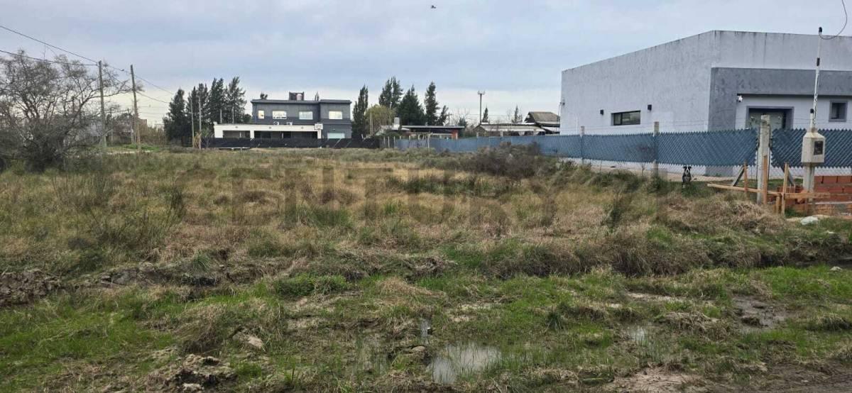 Foto de Lote en venta en La Plata, City Bell, imagen 3