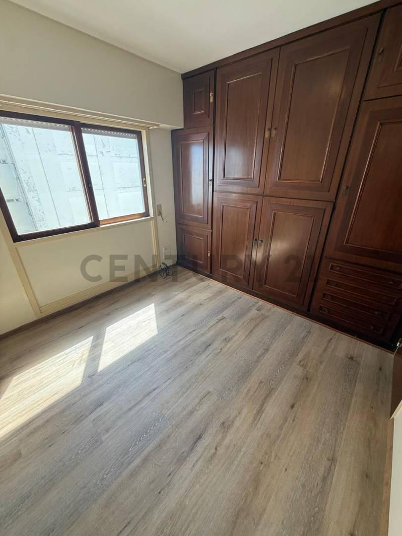 Foto de DEPARTAMENTO EN VENTA EN LA PLATA DE 3 DORMITORIOS, imagen 2