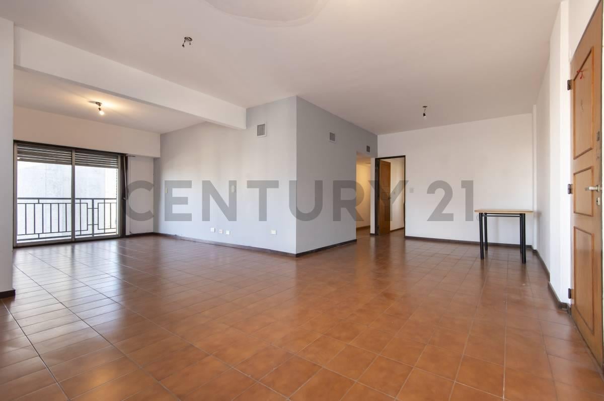 Foto de Departamento en alquiler en La Plata, imagen 3
