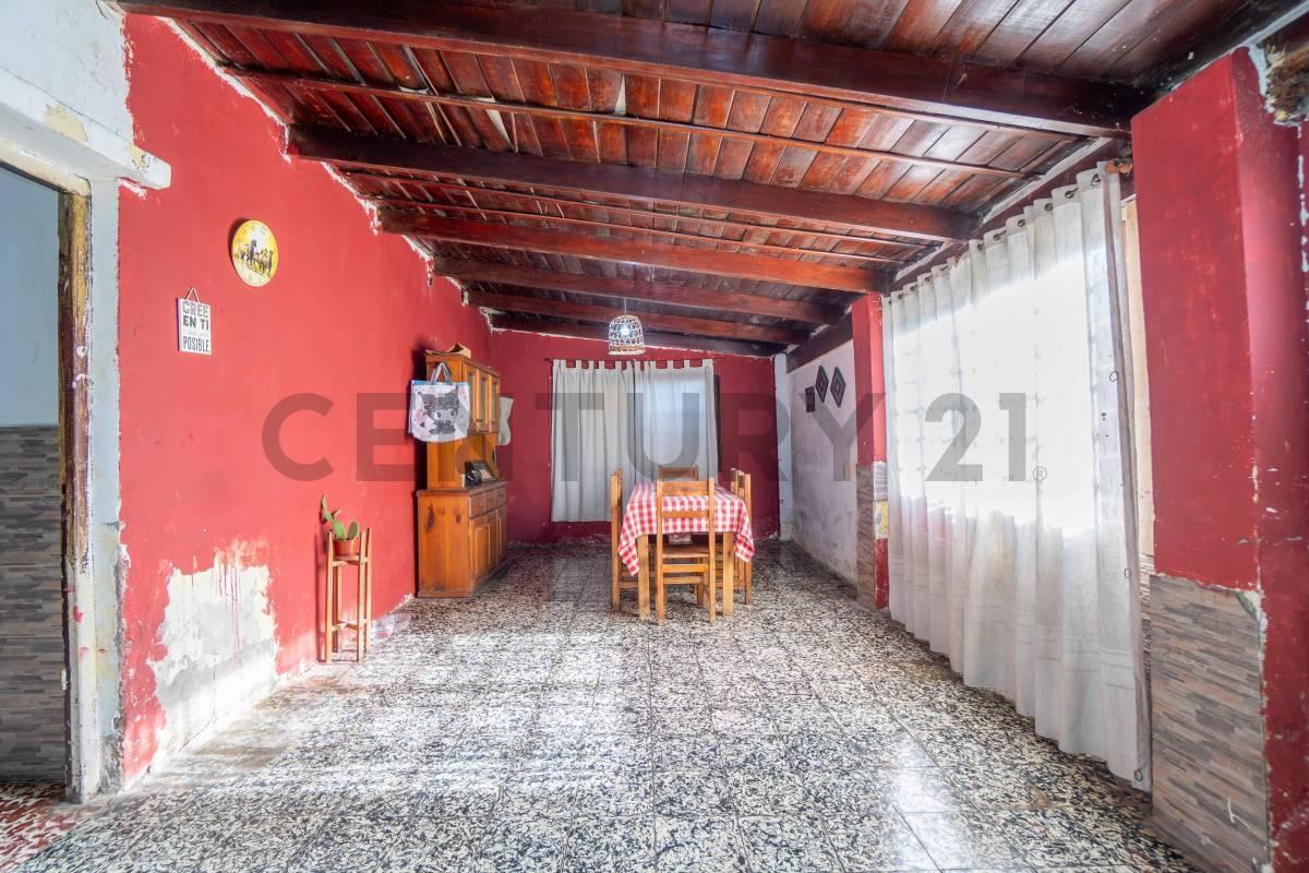 Foto de Casa en venta en La Plata de 3 dormitorios apto banco, imagen 2