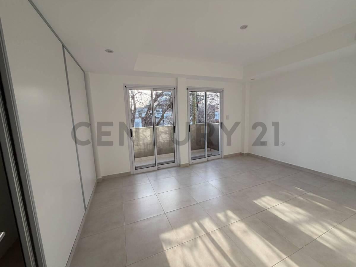 Foto de Departamento de 1 dormitorio en alquiler - 67 entre 3 y 4, imagen 4