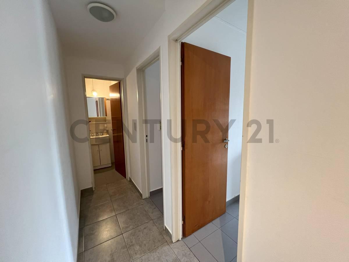 Foto de DEPARTAMENTO EN VENTA EN LA PLATA DE DOS DORMITORIOS, imagen 4
