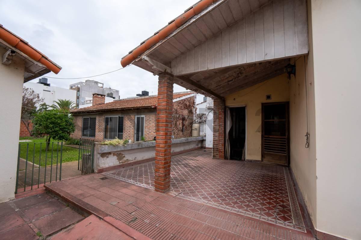 Foto de Lote con casa a demoler, imagen 4