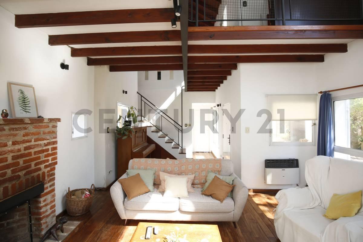 Foto de CASA EN VENTA EN CITY BELL – 3 DORMITORIOS + ESCRITORIO, imagen 3
