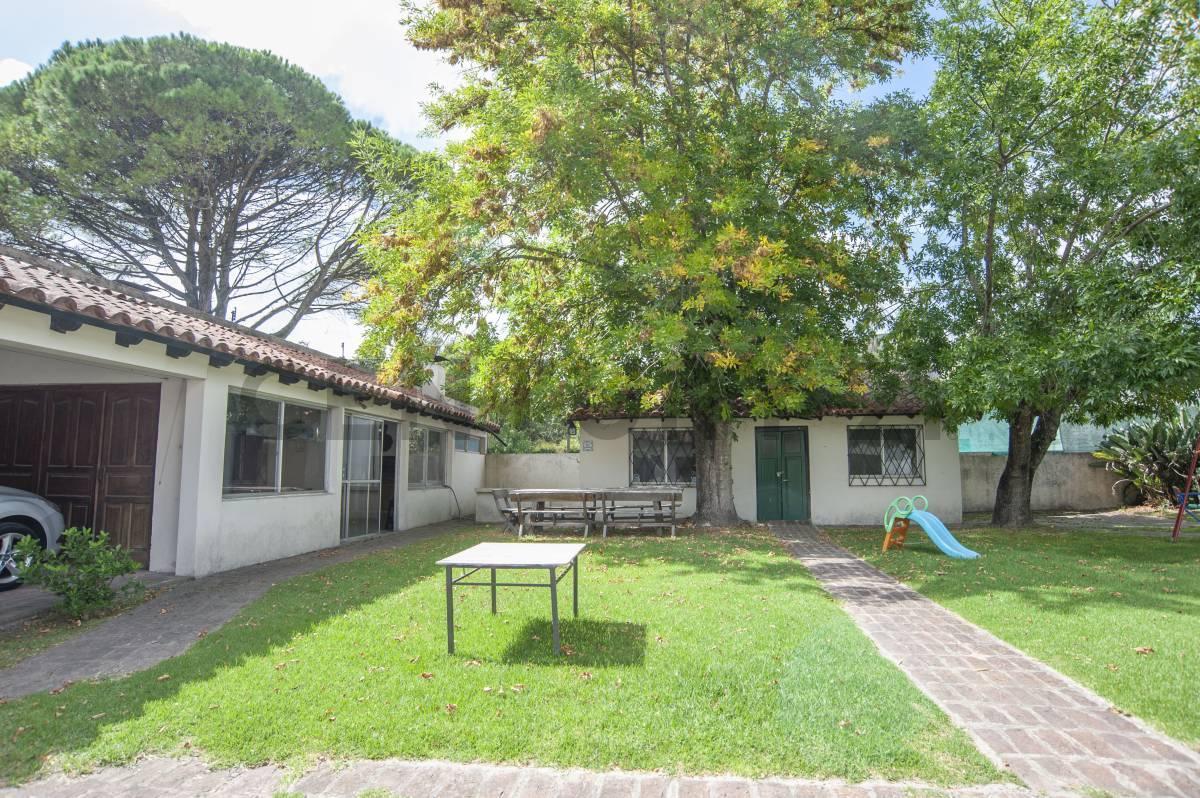 Foto de Casa en venta City Bell - entre Caminos - 3 dormitorios - Lote de 700m2, imagen 1