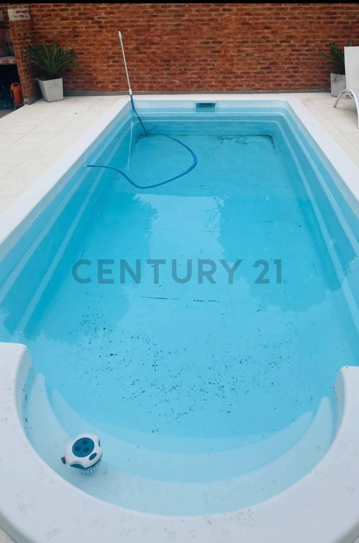 Foto de Casa en venta en Hudson con parque y pileta, imagen 5