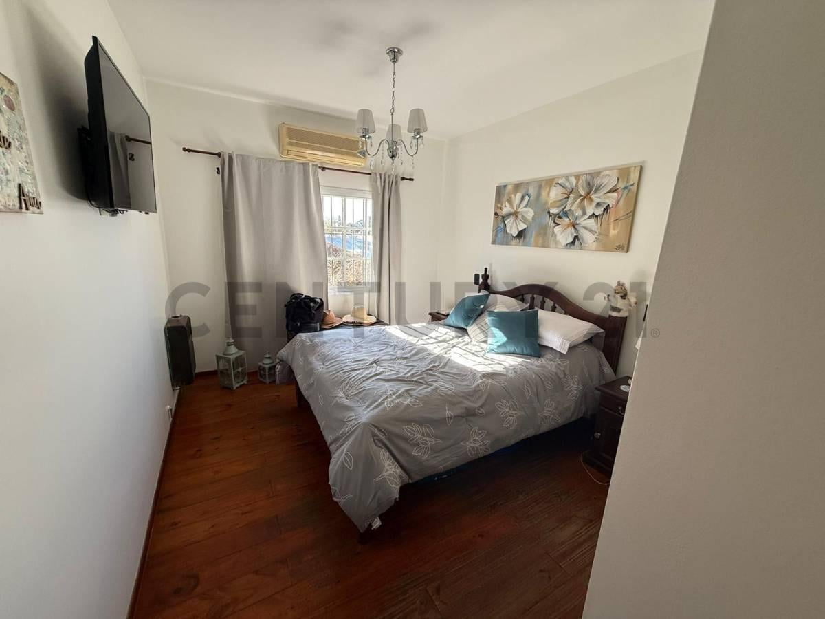 Foto de Casa en venta en Hudson con parque y pileta, imagen 4