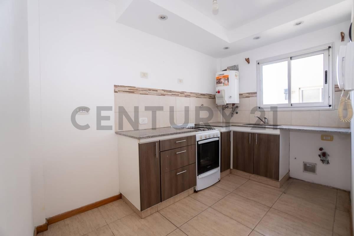 Foto de DEPARTAMENTO EN VENTA EN LA PLATA, imagen 2