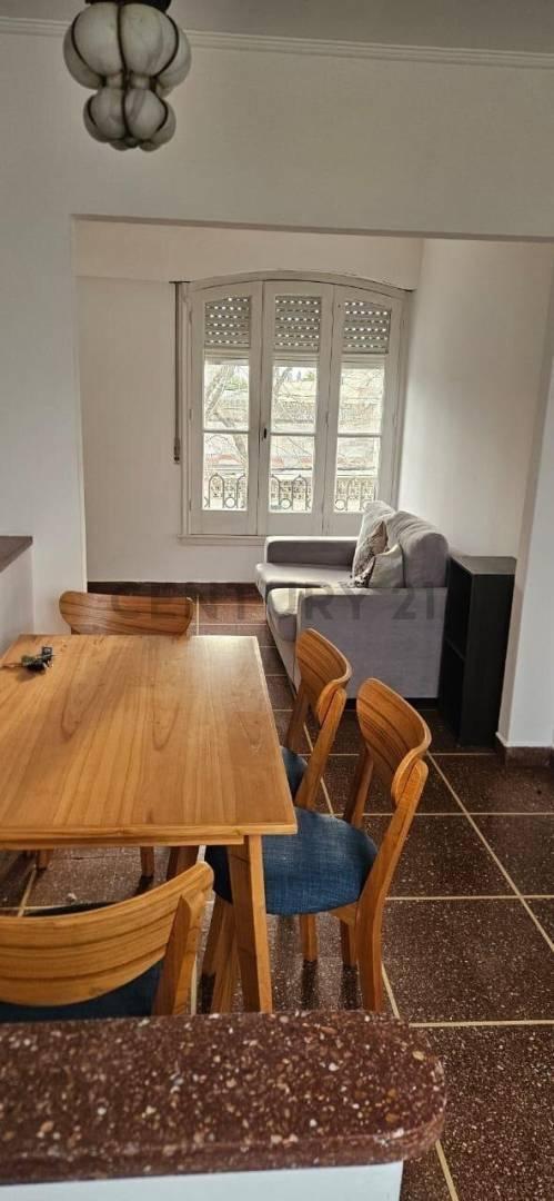 Foto de Departamento en alquiler en La Plata, imagen 2