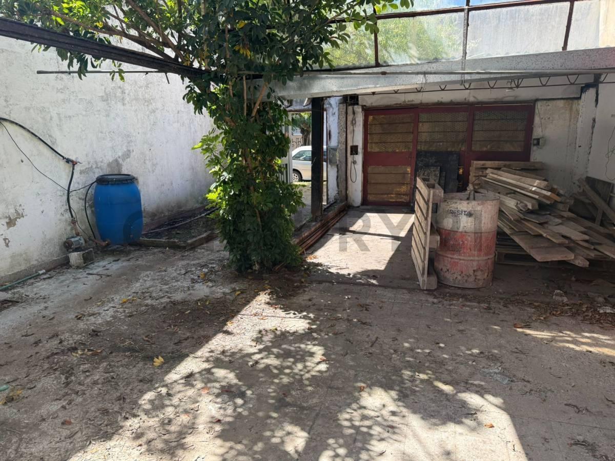 Foto de Calle 8 e/ 62 y 63 | CASA A RECICLAR - ZONA FACULTADES, imagen 3