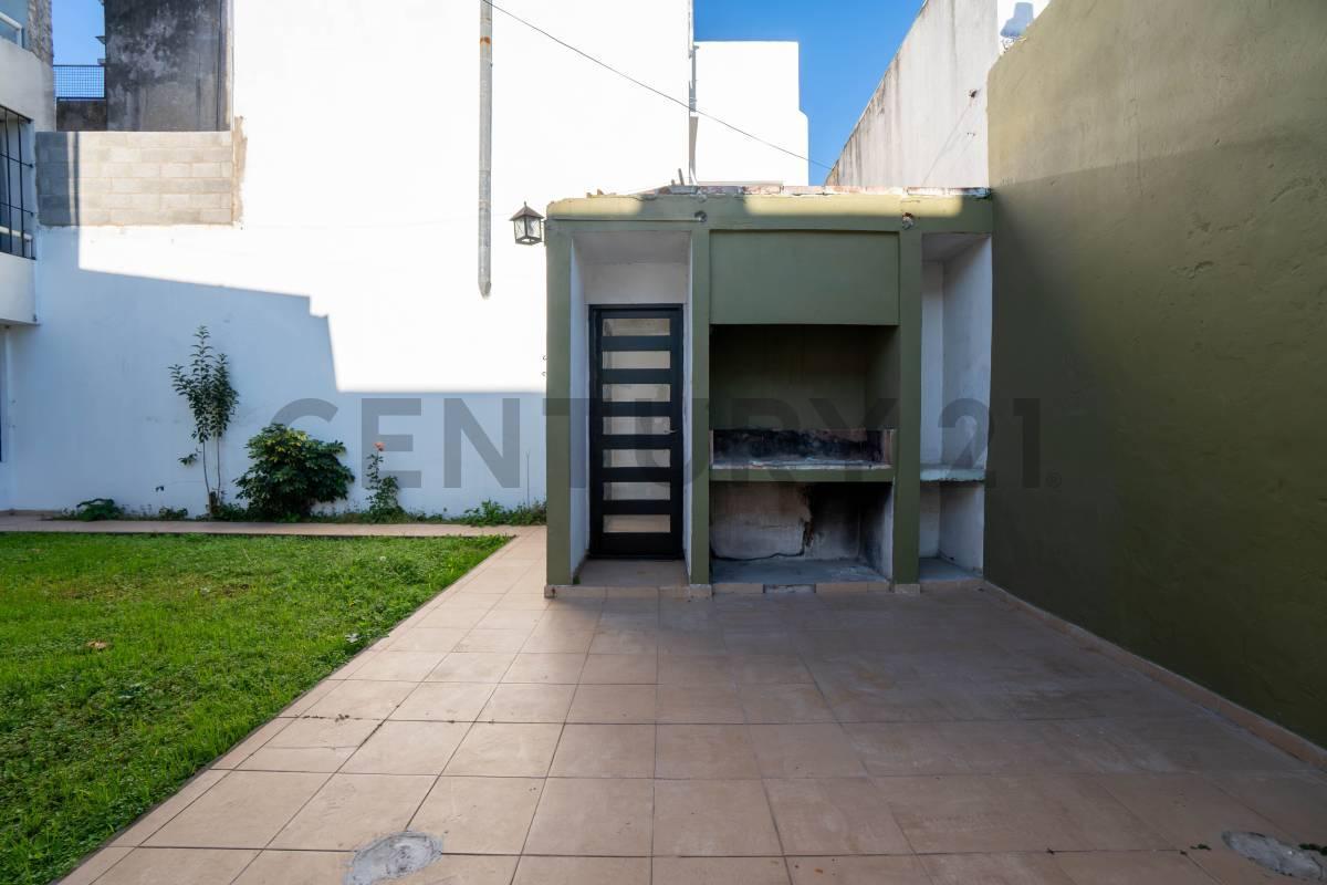 Foto de Departamento en venta en La Plata de un dormitorio con cochera, imagen 5