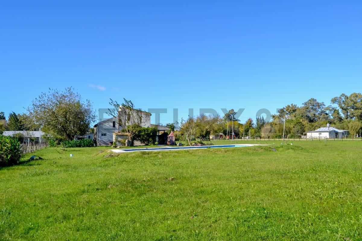 Foto de Casa quinta en Venta con Pileta ruta 2 km 53 La Plata Abasto, imagen 4