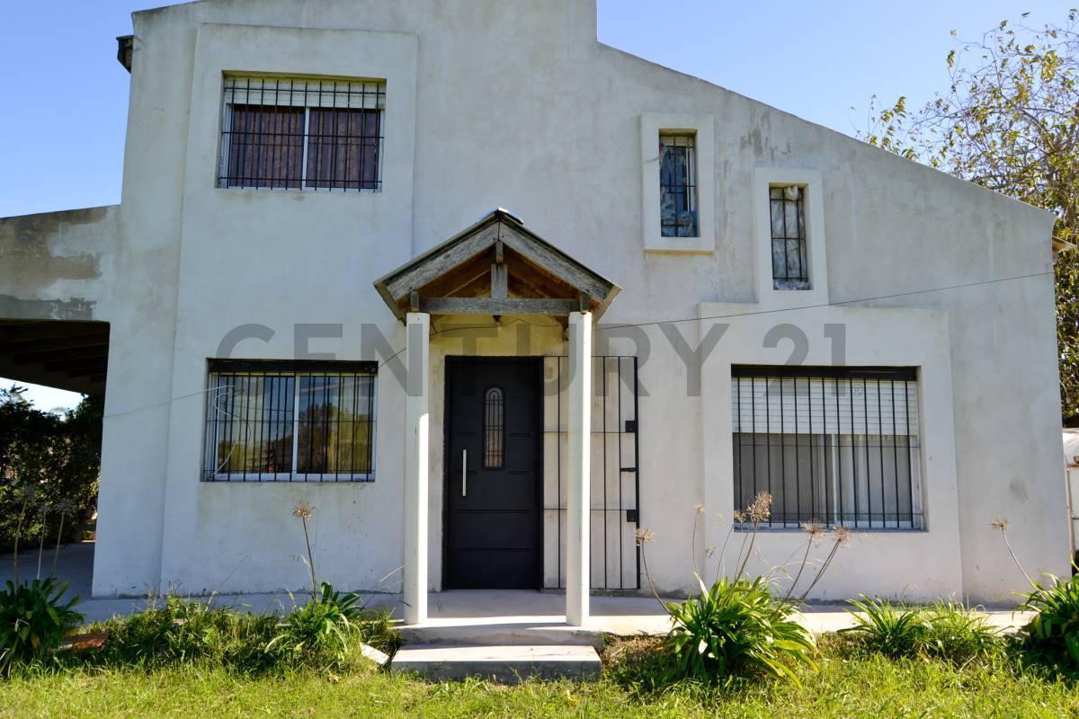 Foto de Casa quinta en Venta con Pileta ruta 2 km 53 La Plata Abasto, imagen 2