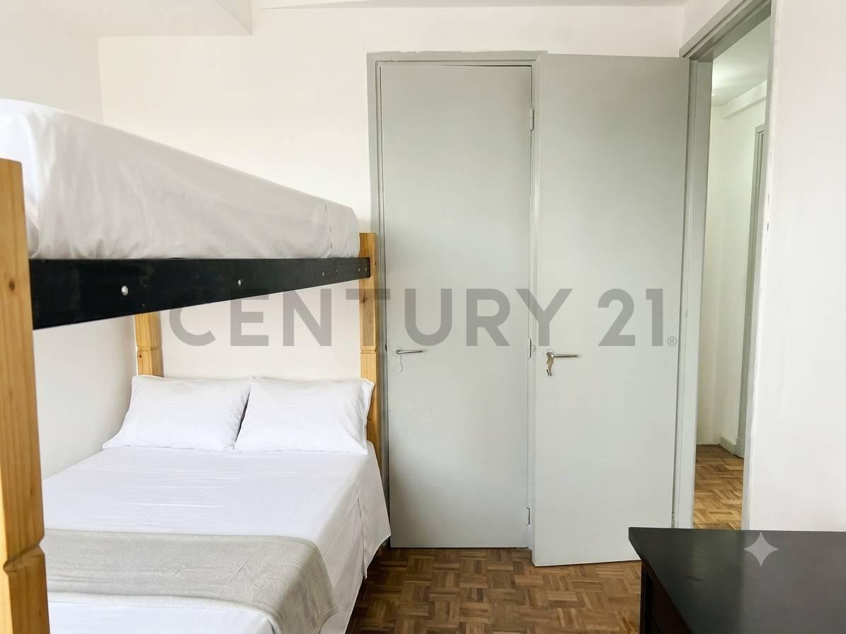 Foto de Departamento en venta en Capital Federal Once de 3 dormitorios, imagen 3