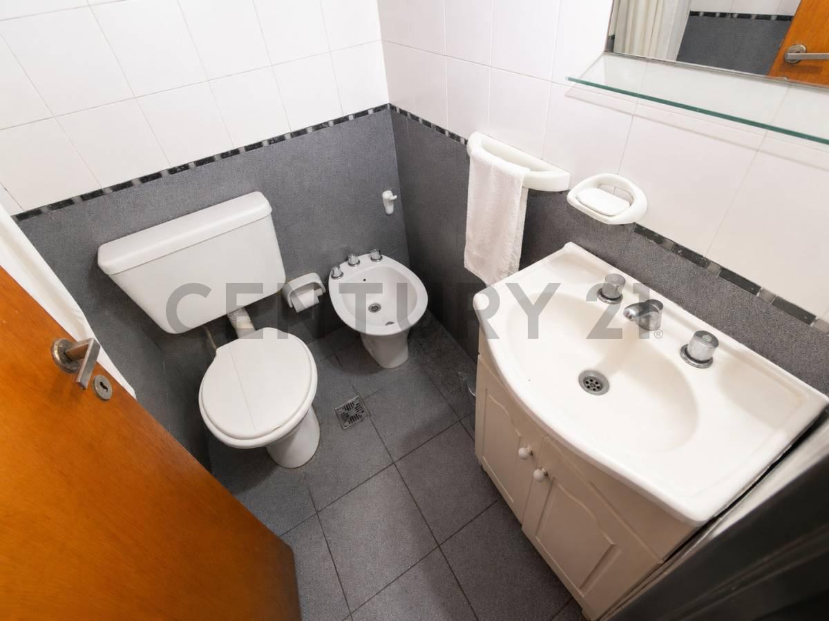 Foto de DEPARTAMENTO EN VENTA EN LA PLATA TIPO DUPLEX, imagen 4