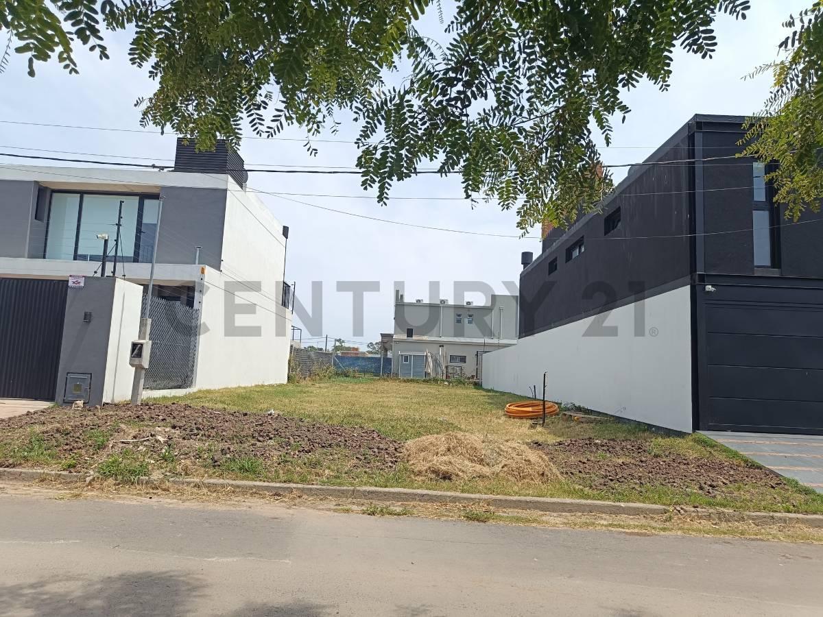 Foto de LOTE TERRENO EN VENTA EN LA PLATA JOSE HERNANDEZ DON CARLOS II, imagen 3
