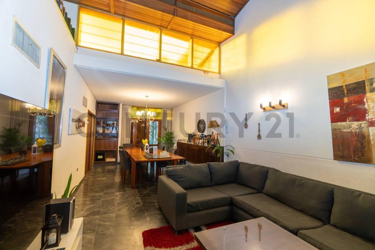 Foto de Casa en venta en La Plata, imagen 5