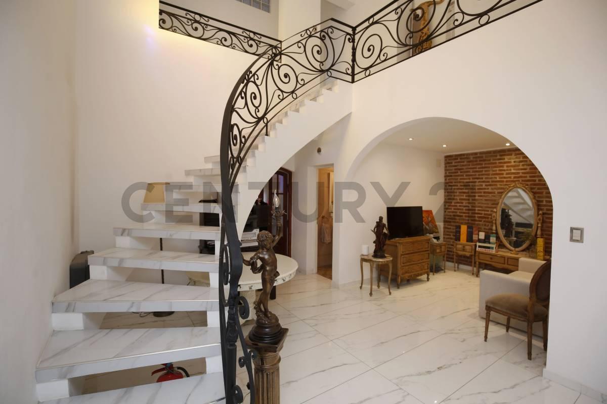 Foto de casa en venta en La Plata, imagen 1